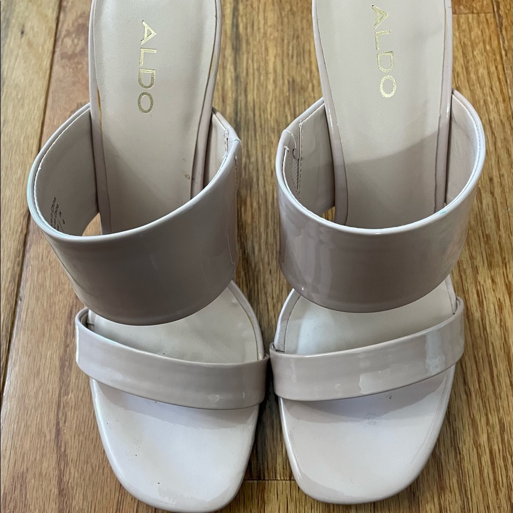Women’s ALDO Froema nude heel - worn once - size 6.5